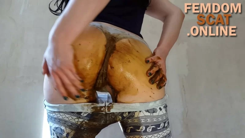 Anna Coprofield – Leggings, Thongs and Smearing new scat porn videos